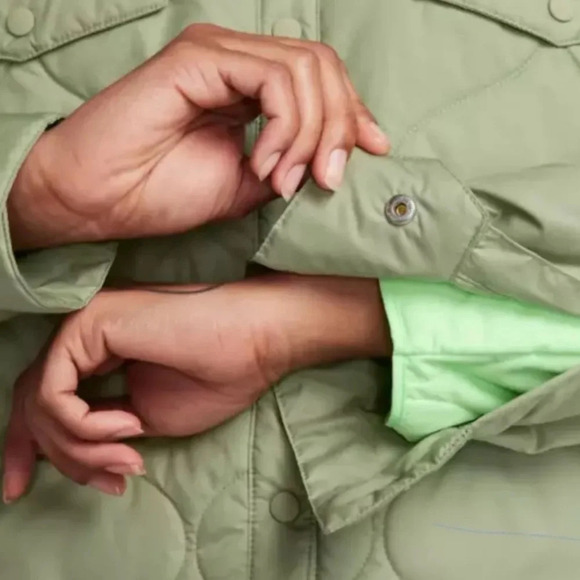 Nike Oversized Quilted Coat NWT - Picture 5 of 15